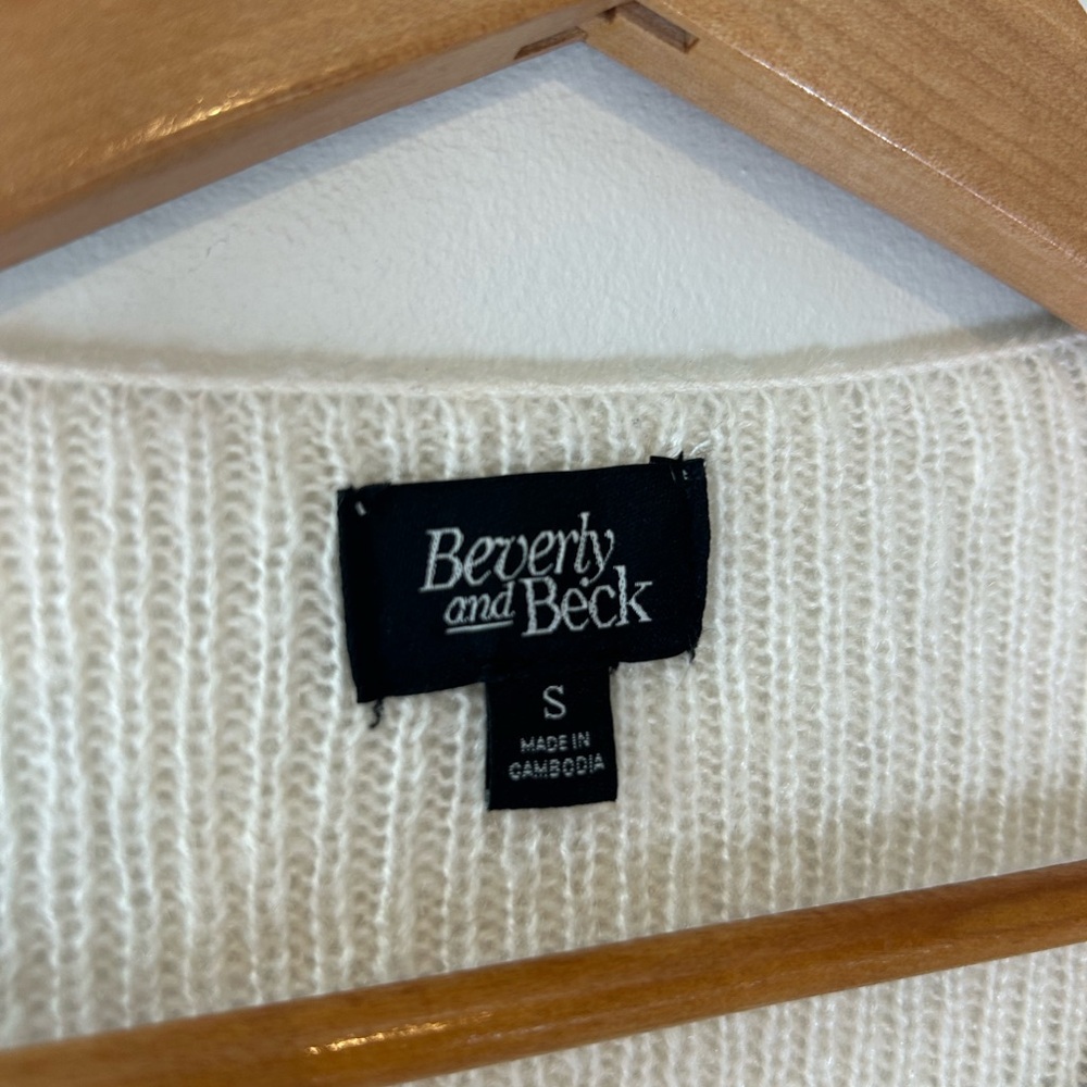 PacSun Cream Crew Neck Sweater